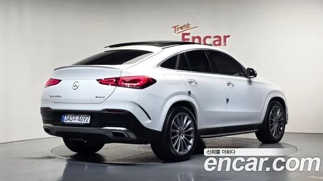 Mercedes-Benz GLE-Class — Фото автомобиля 2