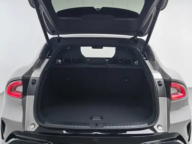 Xiaomi Auto Xiaomi YU7 2025 Extended Range RWD Edition — Фото автомобиля 16