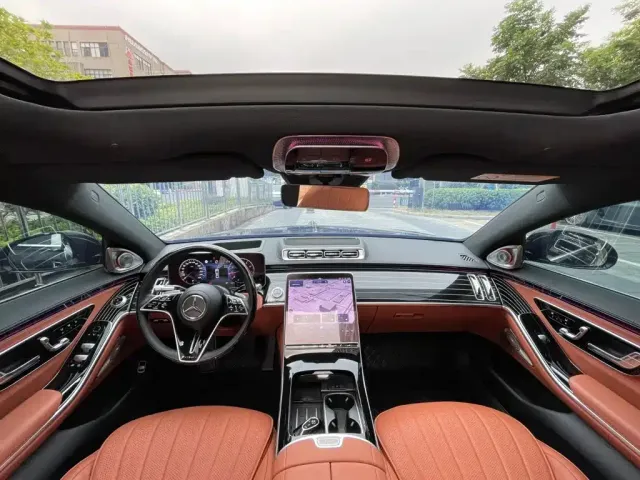 Mercedes-Benz S-Class — Фото автомобиля 17