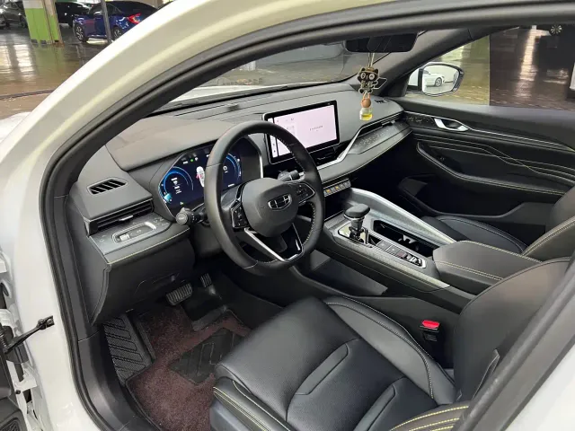 Geely Xingrui — Фото автомобиля 5