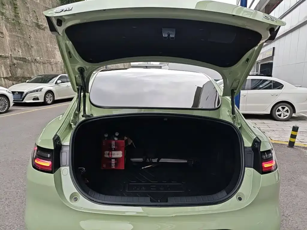 Leapmotor Leapmotor C01 2022 RWD Extended Range — Фото автомобиля 18