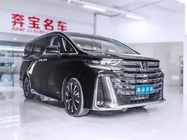 Toyota Vellfire — Фото автомобиля 3