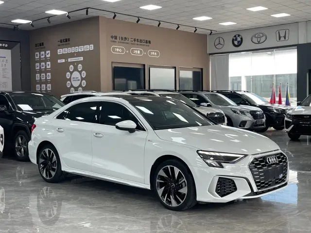 Audi A3 — Фото автомобиля 3