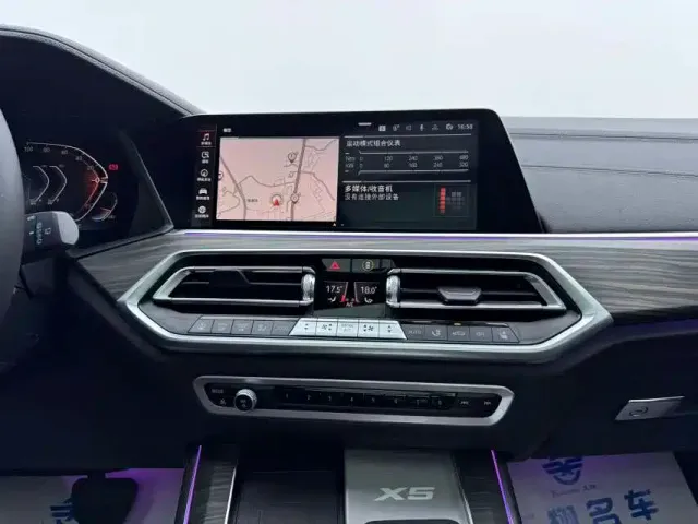 BMW X5 — Фото автомобиля 12