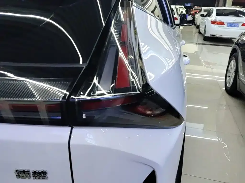 Geely Boyue 2026 Model 1.5TD Aspiration — Фото автомобиля 7