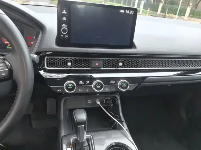 Honda Civic — Фото автомобиля 9