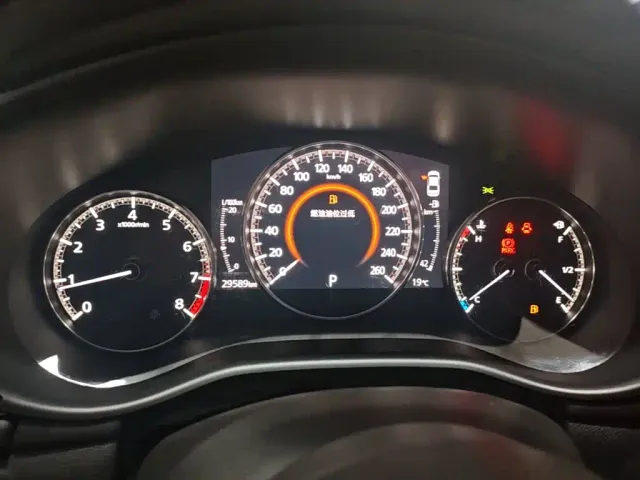 Mazda Axela — Фото автомобиля 11