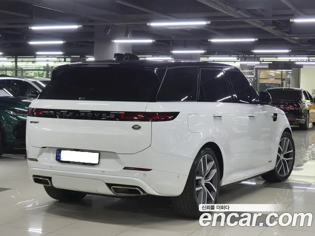 Land Rover Range Rover Sport Range Rover Sport 3 поколение — Фото автомобиля 3