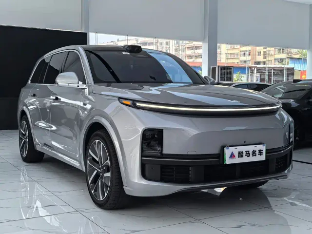 Li Auto L9 — Фото автомобиля 3