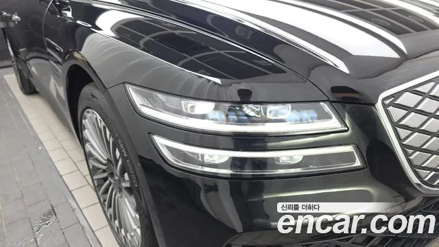 Genesis G80 Electrified G80 (RG3) — Фото автомобиля 19
