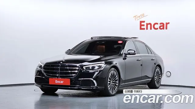 Фотография автомобиля — Mercedes-Benz S-Class