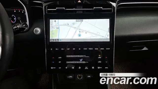 Hyundai Tucson Tucson (NX4) Бензин 1.6 турбо 2WD — Фото автомобиля 14