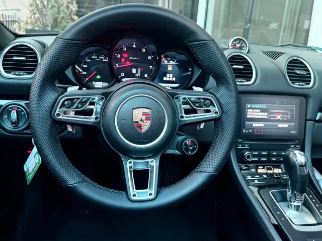 Porsche 718 — Фото автомобиля 8