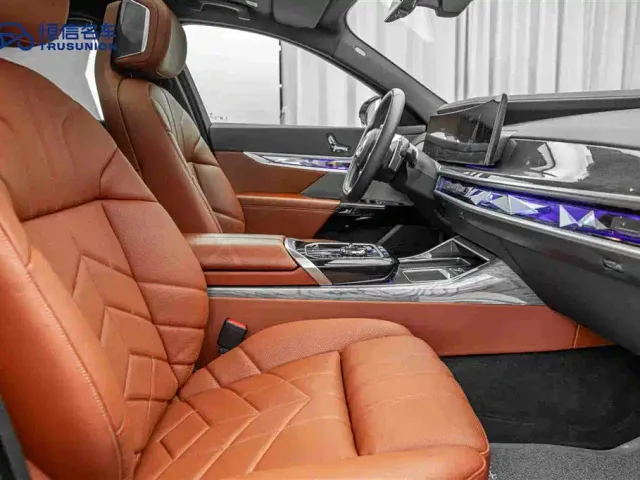 BMW 7 Series — Фото автомобиля 15
