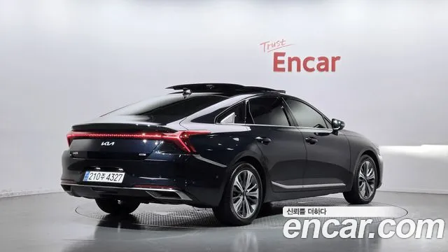 Kia K8 — Фото автомобиля 2