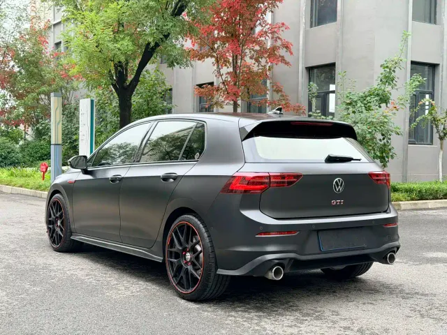 Volkswagen Golf GTI — Фото автомобиля 9