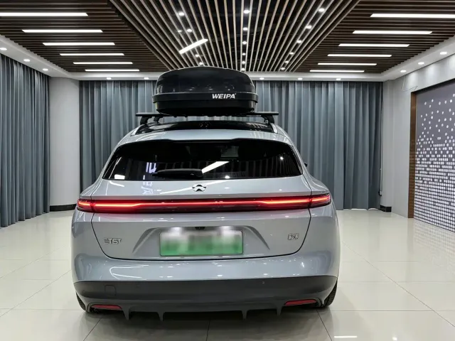 Nio ET5 Touring — Фото автомобиля 4