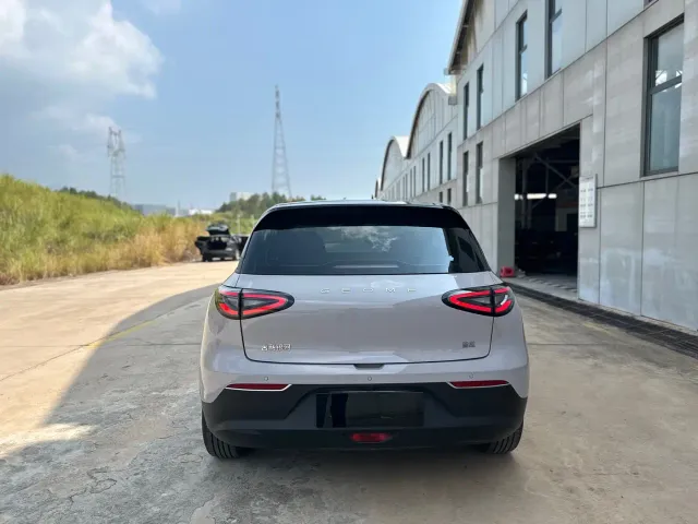 Geely Starry Wish — Фото автомобиля 9