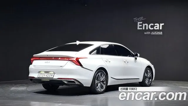 Kia K8 Signature — Фото автомобиля 2