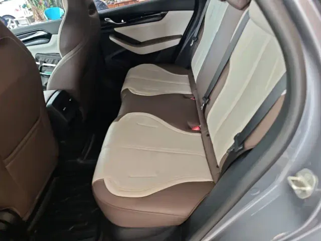 BYD Qin PLUS — Фото автомобиля 16
