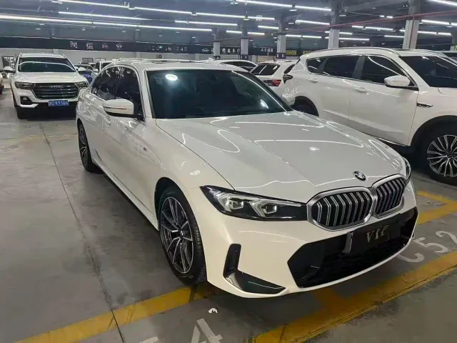 BMW 3 Series — Фото автомобиля 3