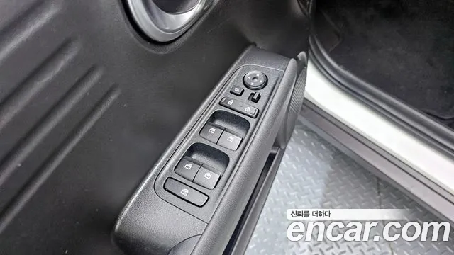Hyundai Casper Casper Turbo Essential — Фото автомобиля 18