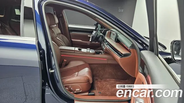 Genesis G90 Бензин 3.5 турбо AWD — Фото автомобиля 23
