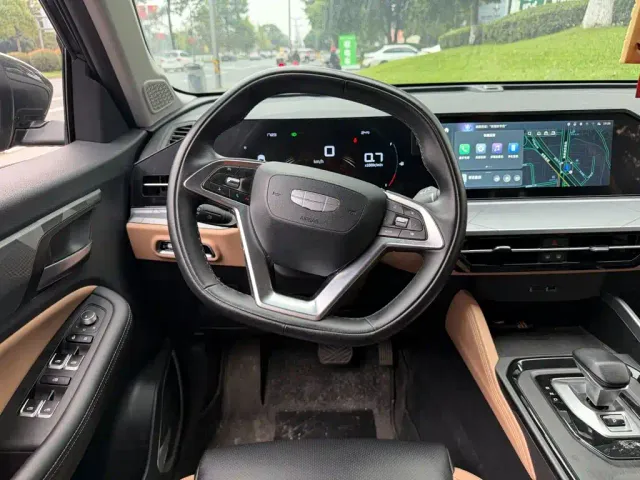 Geely Haoyue PRO — Фото автомобиля 14