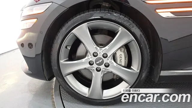 Genesis G80 Бензин 2.5 турбо AWD — Фото автомобиля 5