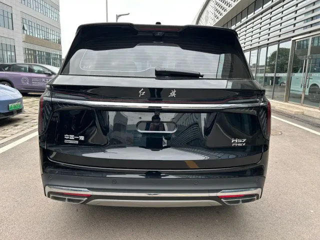 Hongqi HS7 PHEV — Фото автомобиля 14