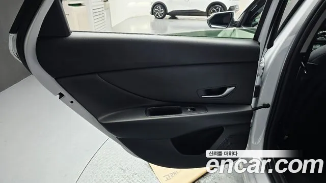 Hyundai Avante CN7 — Фото автомобиля 14