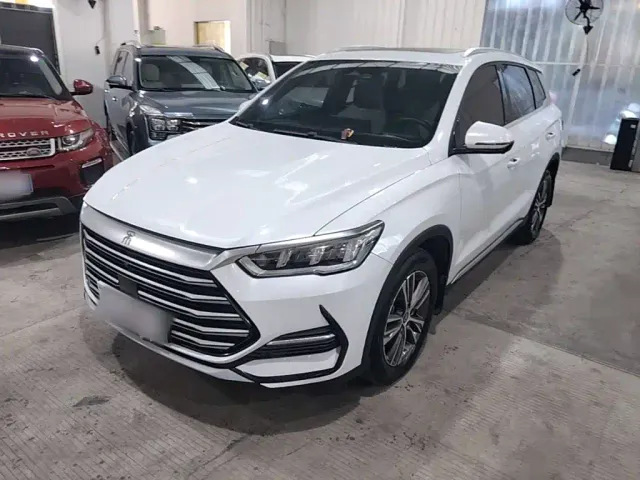 Фотография автомобиля — BYD Song Pro