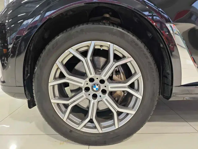 BMW X7 — Фото автомобиля 15