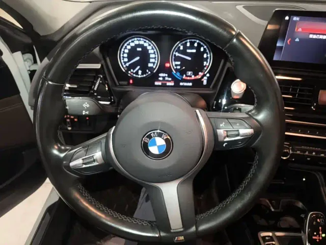 BMW 1 Series — Фото автомобиля 10