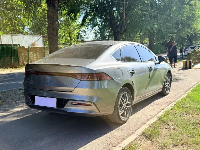 BYD Qin PLUS — Фото автомобиля 8