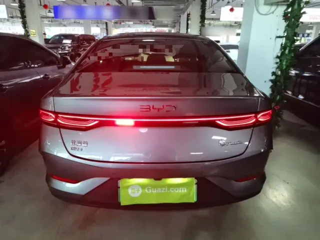 BYD Qin PLUS — Фото автомобиля 5