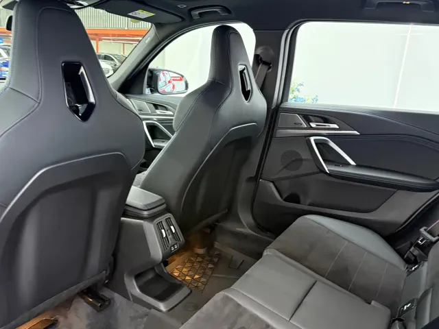BMW X1 — Фото автомобиля 12