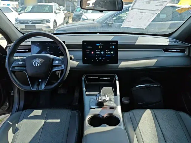 BYD Qin PLUS — Фото автомобиля 9
