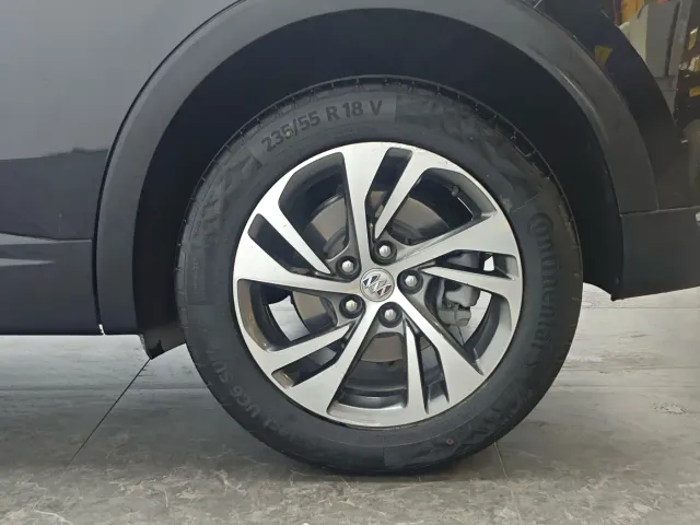 Buick Envision S — Фото автомобиля 9
