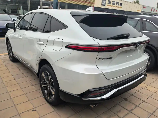 Toyota Venza — Фото автомобиля 6