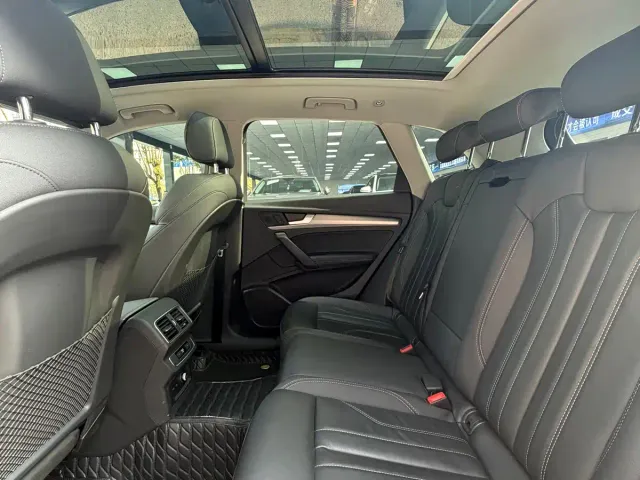 Audi Q5L — Фото автомобиля 6