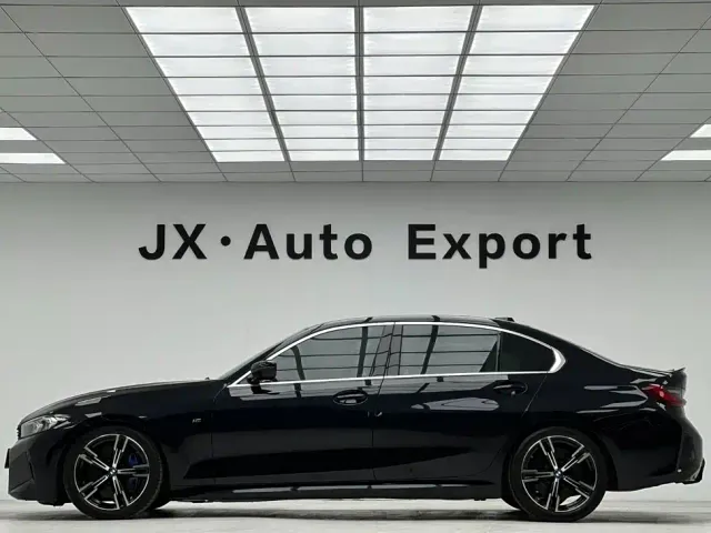 BMW 3 Series — Фото автомобиля 6
