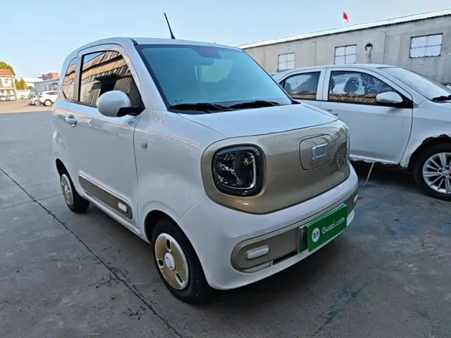 Besturn Bestune Pony 2025 222km Lightning Horse — Фото автомобиля 3