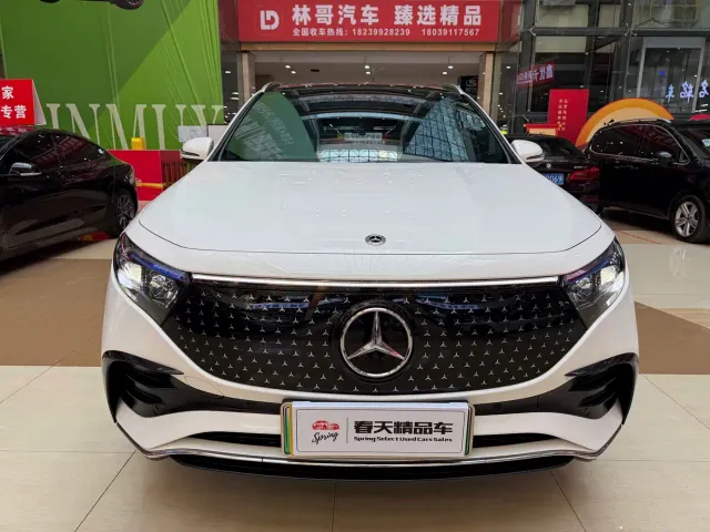 Mercedes-Benz EQA — Фото автомобиля 2