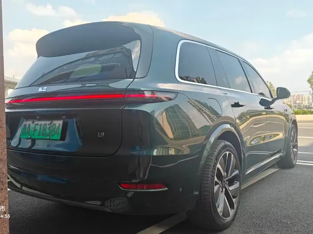Li Auto Li Xiang L9 2022 Max — Фото автомобиля 5