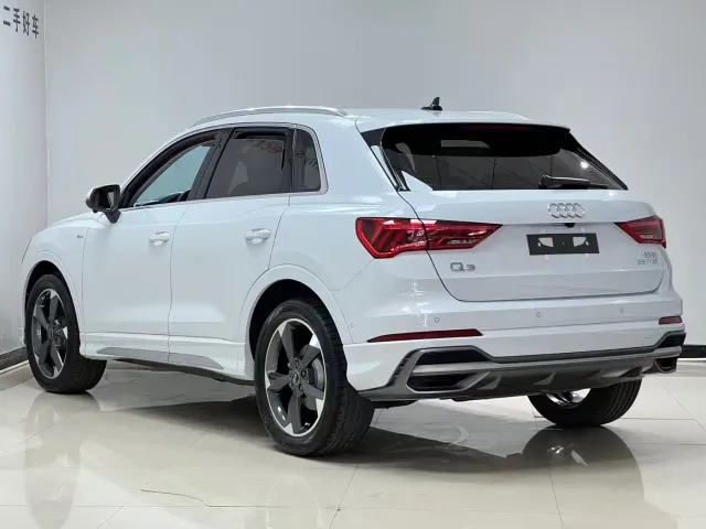 Audi Q3 — Фото автомобиля 6