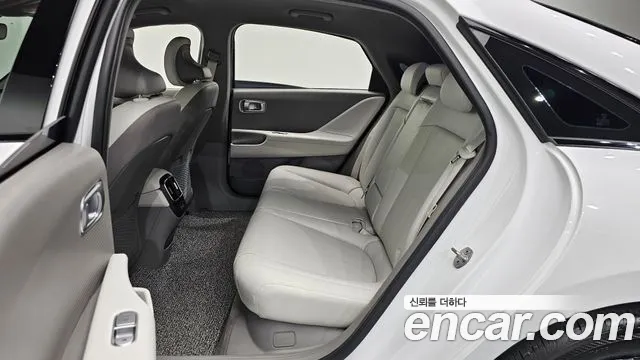 Hyundai Ioniq 6 — Фото автомобиля 18