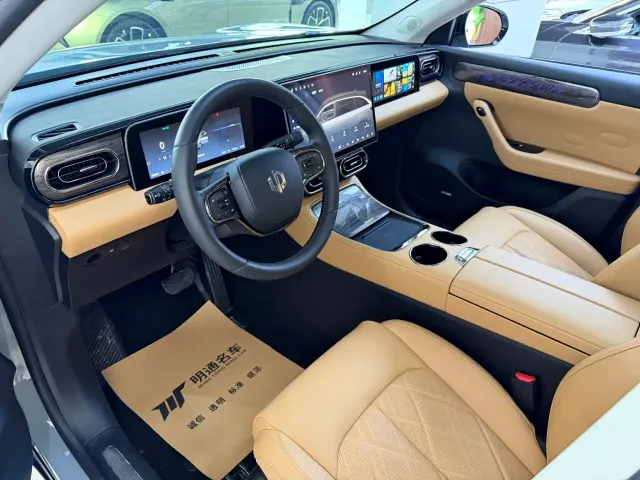 Leapmotor C11 — Фото автомобиля 7