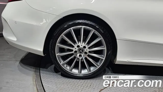 Mercedes-Benz C-Class — Фото автомобиля 5
