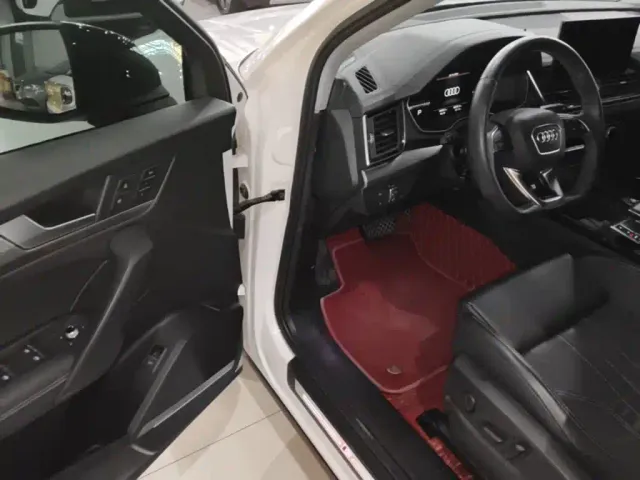Audi Q5L — Фото автомобиля 15